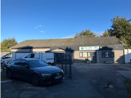 Commercial unit in N Wales coastal town
