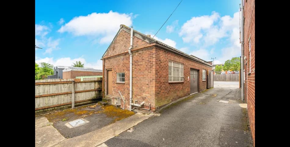 Property Image 9