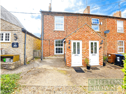 18 The Green, Great Houghton